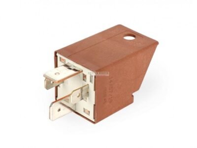 Parça: Mp3 250 Marş Rolesi̇ 12V 8A