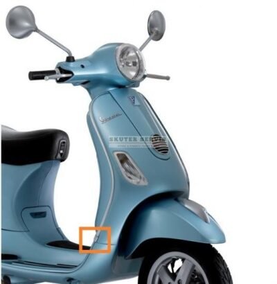 Parça: Lx 125 3V Ie Panel Çita Ucu - Sağ Panel Çita Ucu